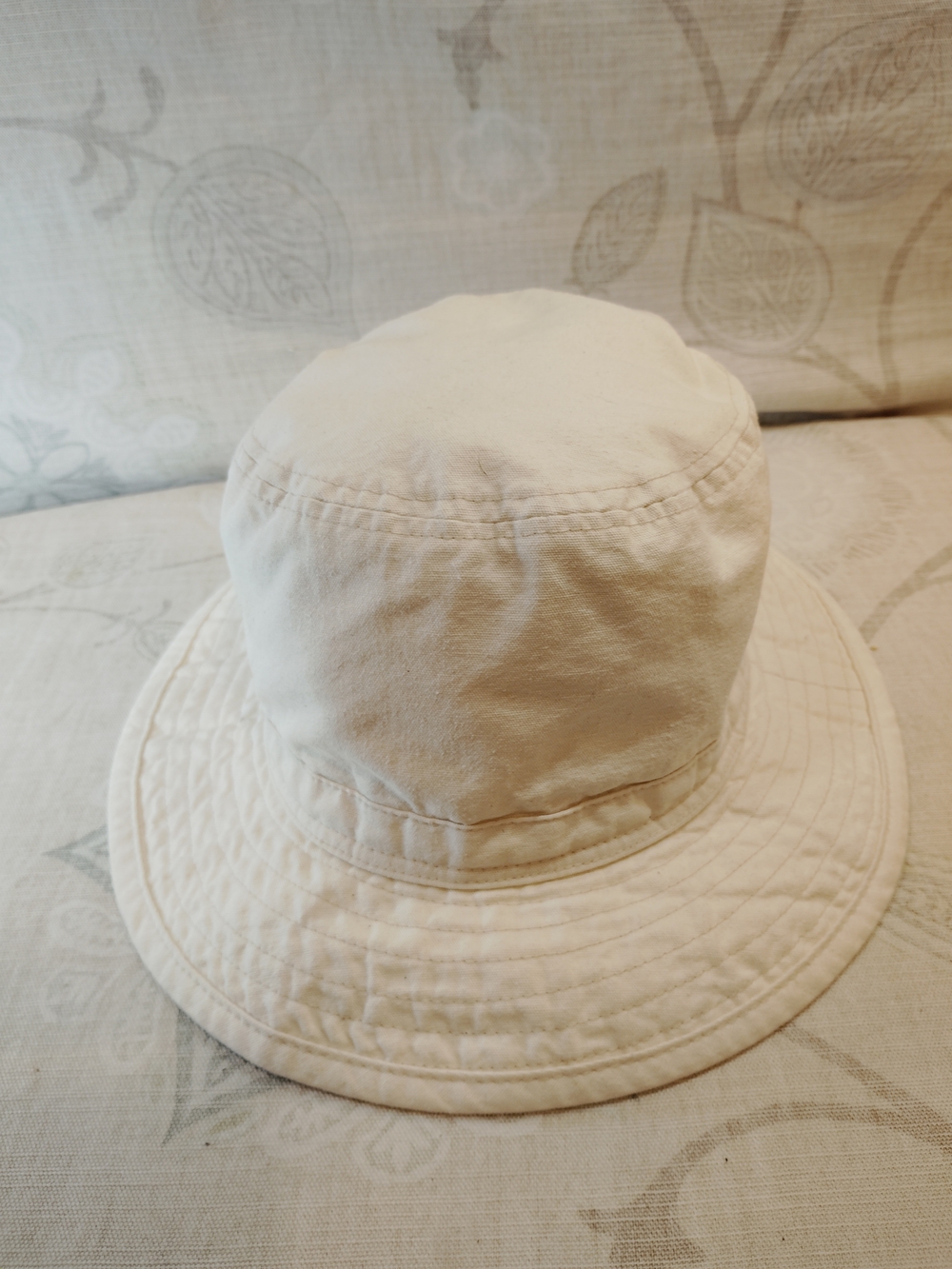 Classic Cream Bucket Hat - Unbranded